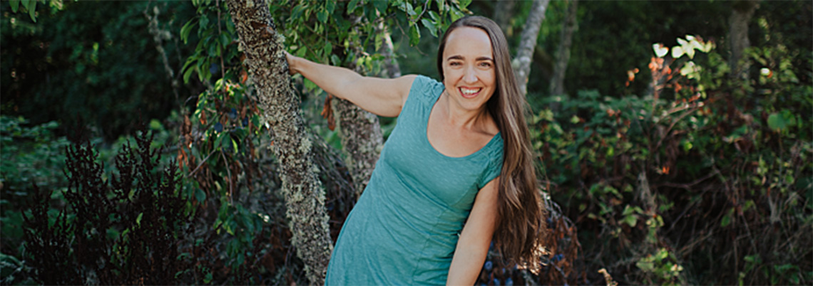 Natural Ayurvedic Hair Care - photo of Sarah showing her healthy hair.